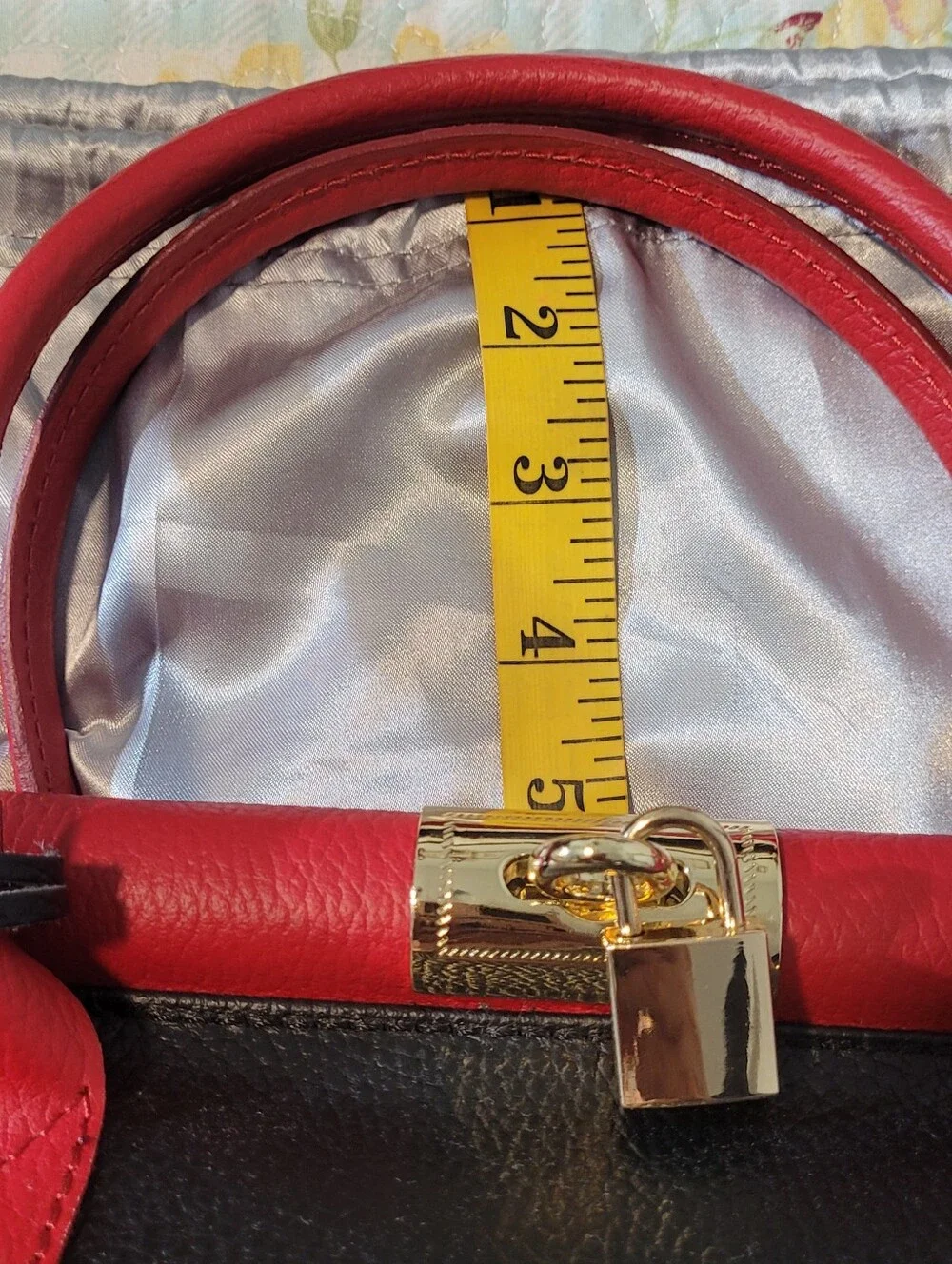 Borse In Pelle Black and Red Leather Top-Handle Women’s Bag Strap. Lock &   Key